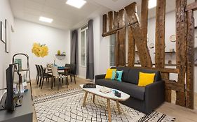 96m² 3 slaapkamer, 1 privé badkamer Appartement in 2nd - Louvre - Bourse